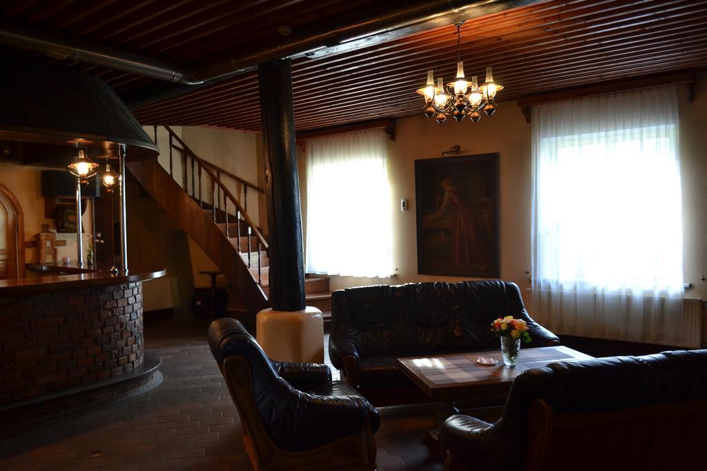 Motelis Aka Kārsava Exteriör bild